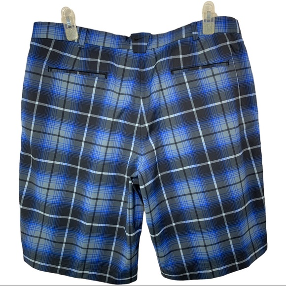 Nike Golf DRI FIT Mens  Elegant Blue Plaid Shorts Size 40 - Picture 2 of 14